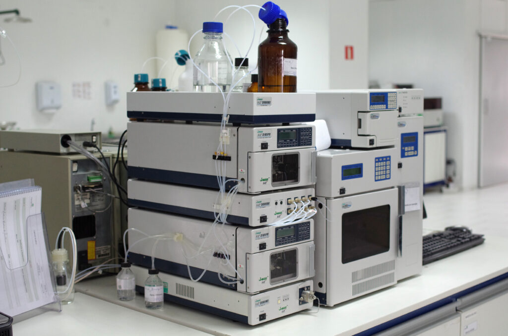 cromatografia líquida de alta eficiência (HPLC)
